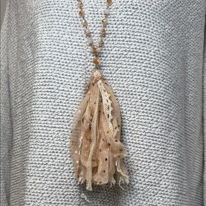 Beige & Cream‎ Tassel Necklace